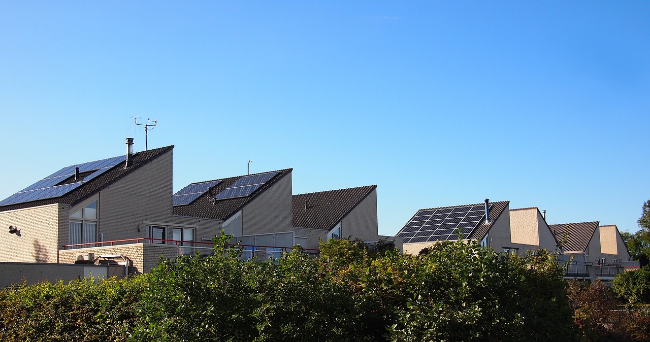 Zonnepanelen op woningen in nederland zonder investering